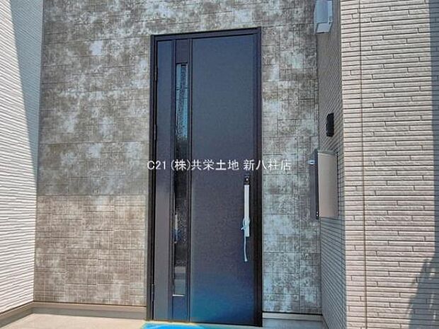 玄関ポーチ