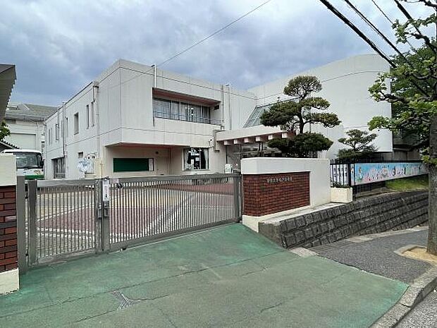 専修大学松戸幼稚園まで345m
