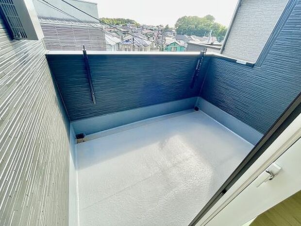 雨の心配不要なインナーバルコニー!