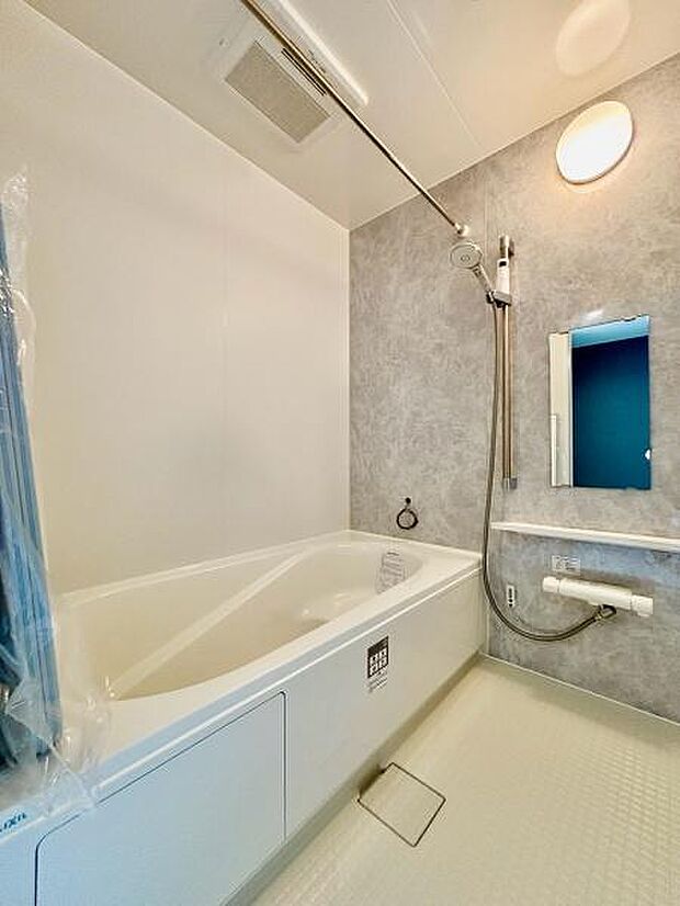 <浴室/Bath>浴室暖房乾燥機能付き♪
