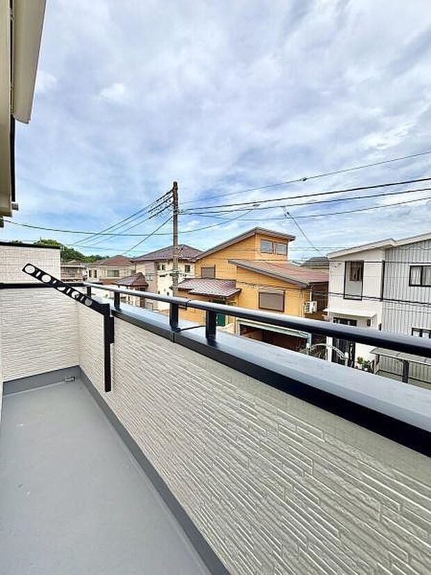 <バルコニー/Balcony>南東向きバルコニー