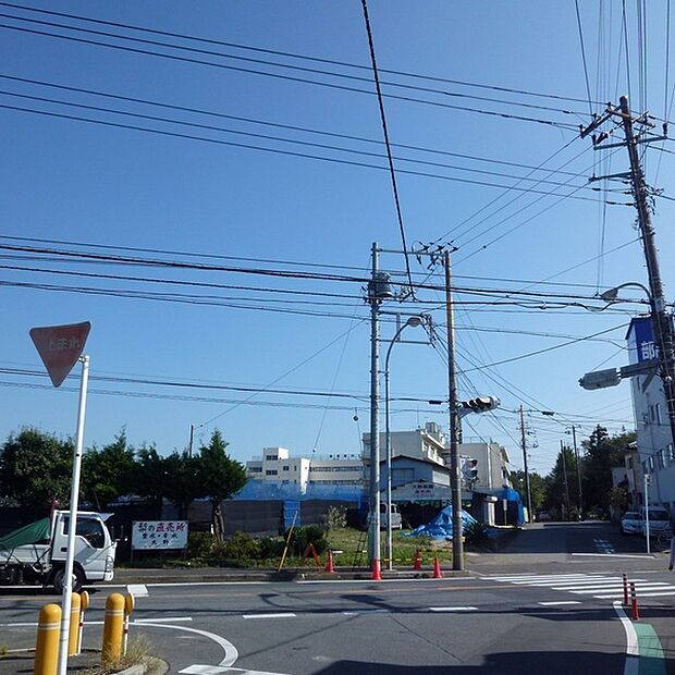 鎌ケ谷市立道野辺小学校まで350m、徒歩約5分お子様の通学も安心ですね