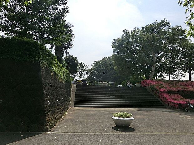 栗ケ沢公園まで1081m