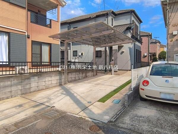 雨の日も安心なカーポート