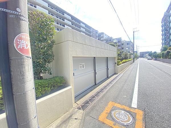 ごみ置き場