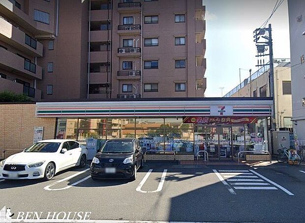 セブンイレブン横浜磯子原町店 徒歩6分。時間がない時にさっと寄れて便利なコンビニ。 410m