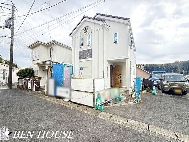 外観・周辺は公園がいくつも点在し、緑の多い環境です。利便性が良く生活しやすい街です。