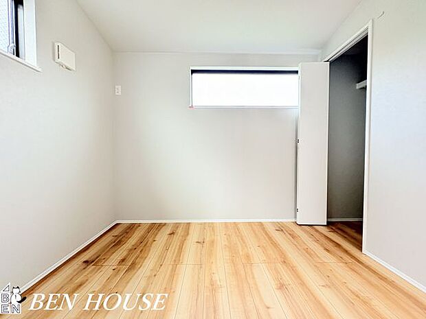 子供部屋・「勉強する時」「寝る時」「一人になりたい時」に嬉しいプライベート空間も確保できる大型間取りです。