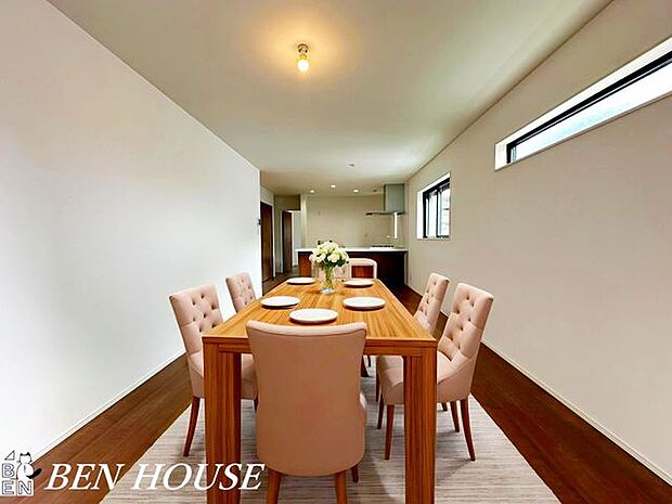 リビング・本画像はCGで作成しており、実際に現地に家具は置かれておりません。また、価格に家具は含まれておりません。