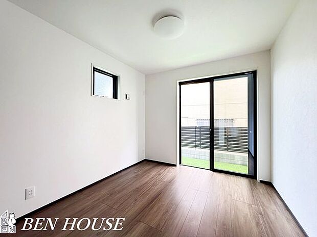 寝室・寝室は家族のプライベートルーム。リビングで過ごした後は各々くつろぎの時間を満喫できます。