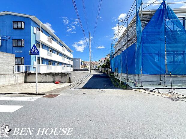 前面道路含む外観・周辺環境も気になるポイント。落ち着いた住環境でのびのびと過ごせます！