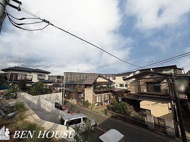 前面道路含む外観・周辺環境も気になるポイント。落ち着いた住環境でのびのびと過ごせます!