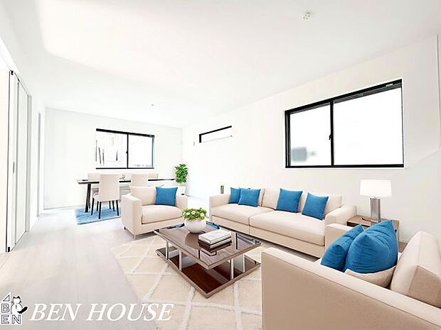 リビング・ほのかな明るさで、落ち着いて過ごせるリビングです。・本画像はCGで作成しており、実際に現地に家具は置かれておりません。また、価格に家具は含まれておりません。