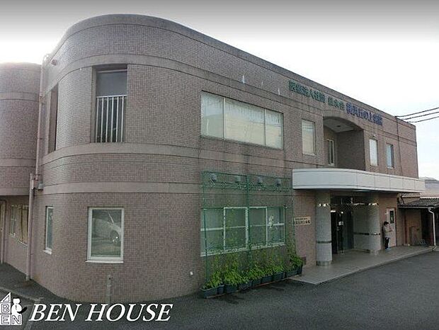 医療法人社団緑水会横浜丘の上病院 徒歩5分。万が一際に必要になる病院。近所にあることで安心につながります。 400m