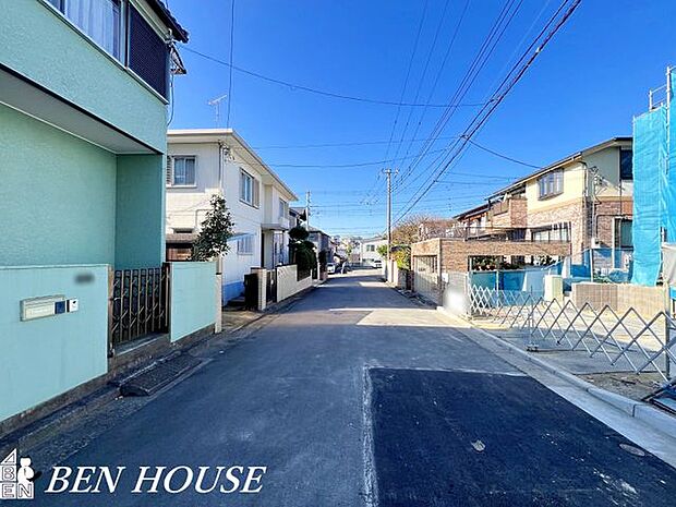 前面道路含む外観・周辺環境も気になるポイントです。落ち着いた住環境でのびのびと過ごせます!