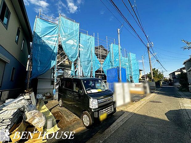 外観・明るさや風通しに配慮し、家族が快適に過ごせる居心地の良さと、訪れる人にも上質な印象を与える空間を演出します。