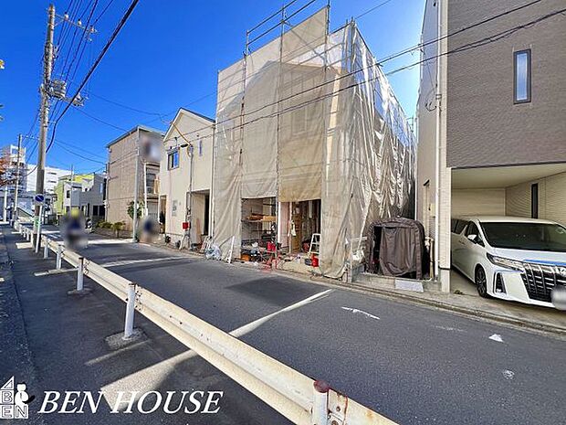 外観・戸建てならプライベート空間も広々。庭や駐車場も自由に使えて、家族みんながのびのび過ごせます