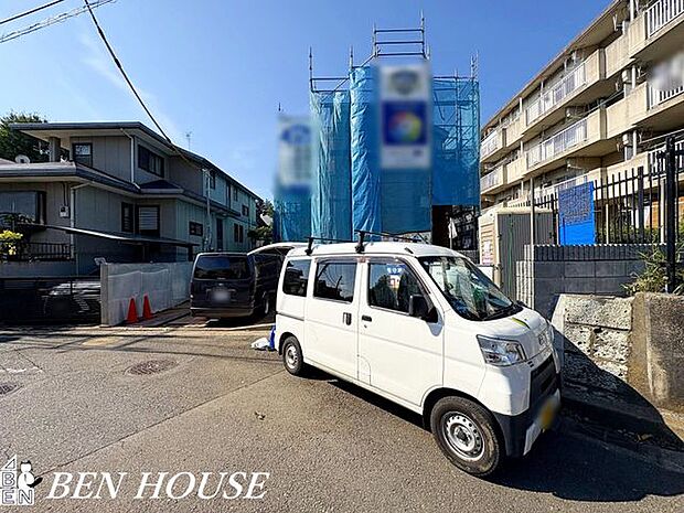 外観・洗練されたデザインと機能性を兼ね備えた戸建ての外観。日々の生活に安心感と上質な印象をプラスする住まいです。