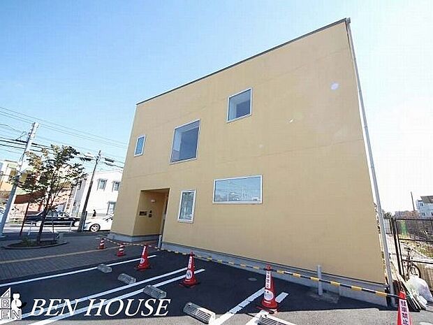 グローバルキッズ白根保育園 徒歩11分。近くに保育施設が点在しているので、お仕事帰りのお迎えもスムーズです♪ 820m