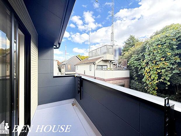 横浜市立末吉小学校 徒歩20分。教育施設が近くに整った、子育て世帯も安心の住環境です。 1570m