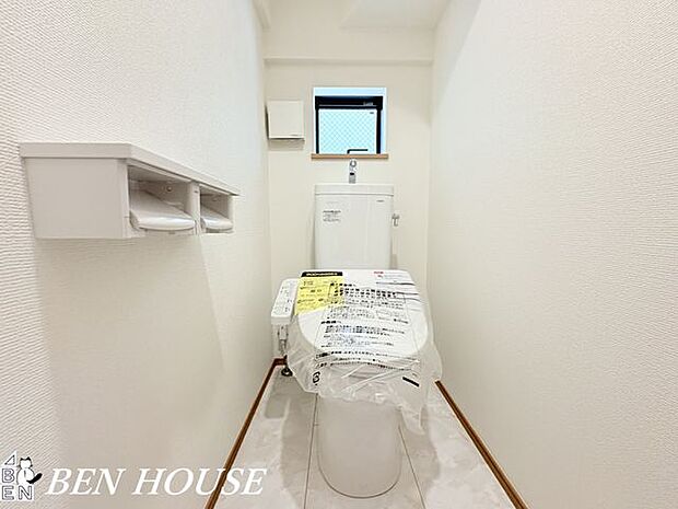 トイレ・いつまでも清潔な空間でいたいトイレは汚れを拭き取りすい空間になっています。洗浄便座でいつでも清潔に利用いただけます。