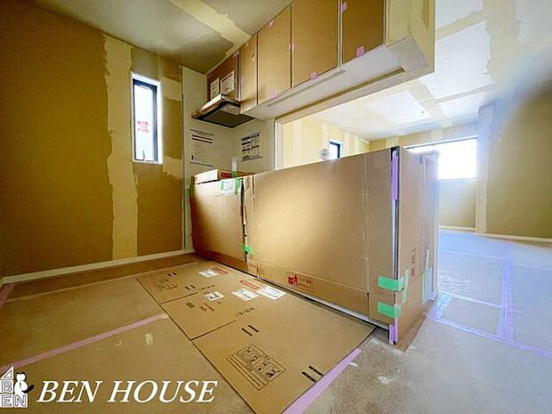 リビング・ソファやテーブルを自由に配置できる広さ。家族のスタイルに合わせた暮らしを実現しやすいです。