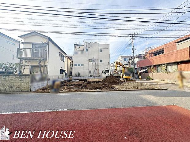 前面道路含む外観・周辺環境も気になるポイントです。落ち着いた住環境でのびのびと過ごせます！