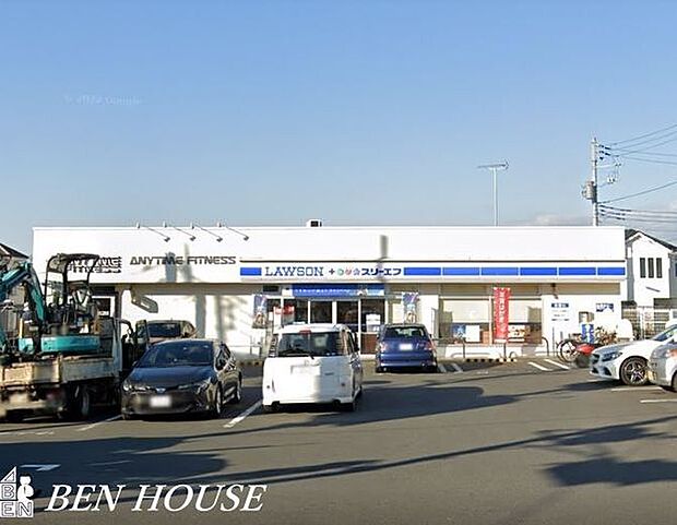 ローソン・スリーエフ東寺尾六丁目店 徒歩4分。時間がない時にさっと寄れて便利なコンビニ。 310m