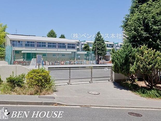 横浜市立汐見台小学校 徒歩16分。教育施設が近くに整った、子育て世帯も安心の住環境です。 1280m