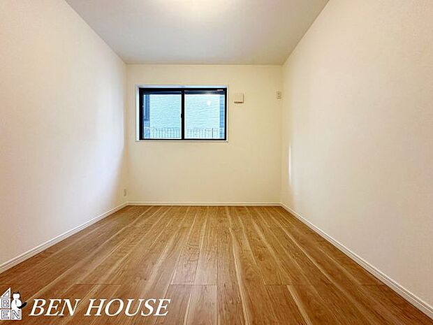 洋室・家族がスペースをもつことでプライベート空間も確保できるので、家族の時間は大切に過ごそうという気持ちになりそうです。