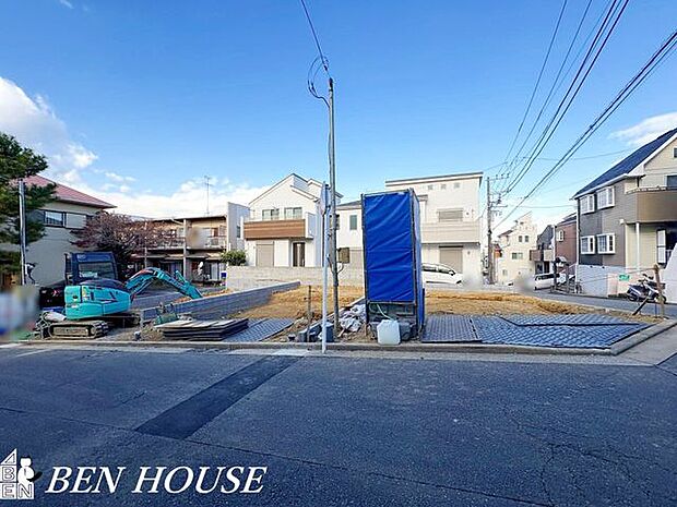 外観・見通しのよい道路が多く、歩きやすい街並みが魅力です。外観が周囲の整った景観の中で上質に映えます。