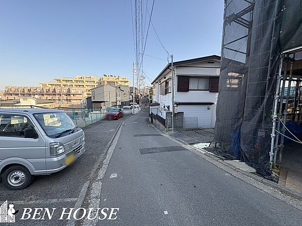 前面道路含む外観・周辺環境も気になるポイントです。落ち着いた住環境でのびのびと過ごせます!