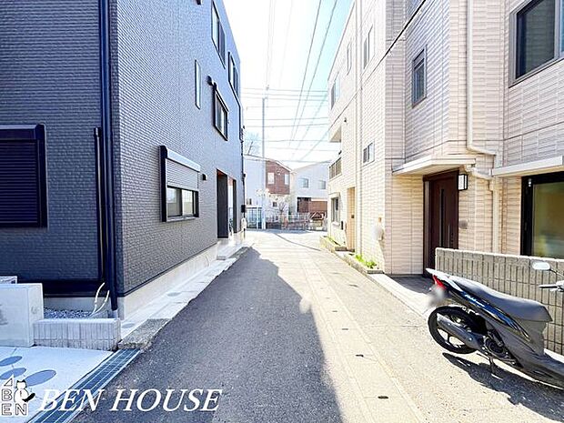 前面道路含む外観・周辺環境も気になるポイントです。落ち着いた住環境でのびのびと過ごせます！