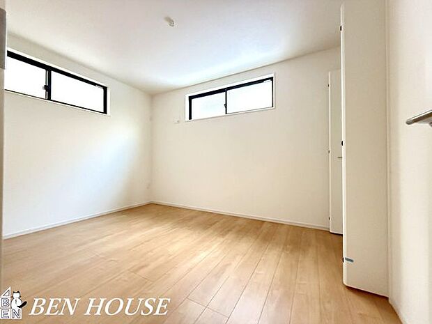 子供部屋・「勉強する時」「寝る時」「一人になりたい時」に嬉しいプライベート空間もしっかり確保できる大型間取りです。