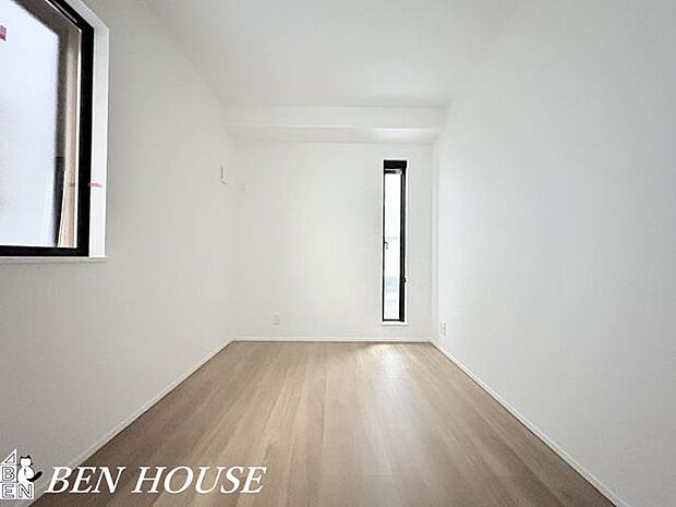 洋室・家族がスペースをもつことでプライベート空間も確保できるので、家族の時間は大切に過ごそうという気持ちになりそうです。