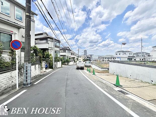 前面道路含む外観・周辺環境も気になるポイント。落ち着いた住環境でのびのびと過ごせます!