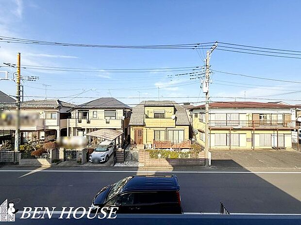眺望・周辺は戸建住宅が建ち並ぶ閑静な住宅地です。のびのびとした暮らしを実現できそうです！