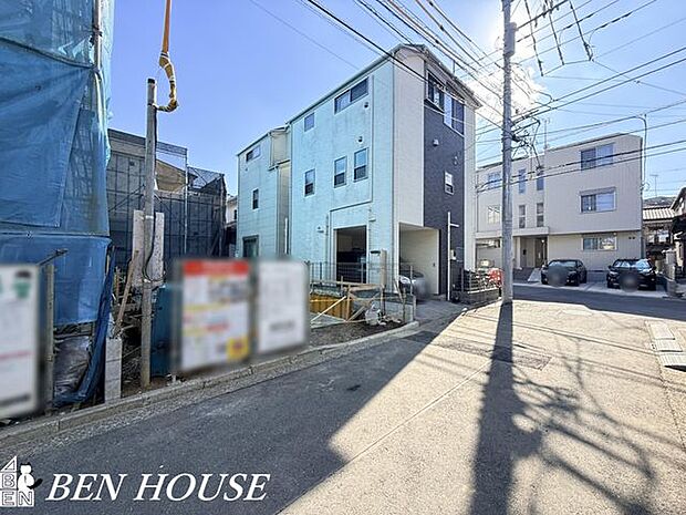 外観・家に入る前後の動きが自然で、暮らしにゆとりを生み出します。家族の毎日を静かに支える存在です。