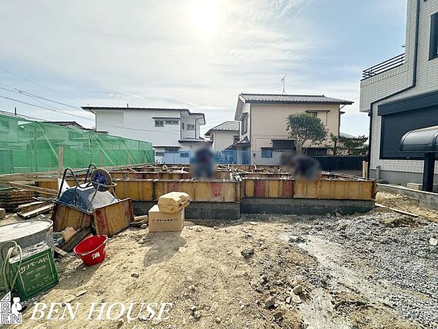 外観・日常の出入りが多いご家庭でも使いやすく、生活のリズムを整えやすい住まいです。家族全員が快適に過ごせます。