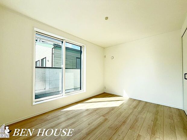 寝室・寝室は家族のプライベートルーム。リビングで過ごした後は各々くつろぎの時間を満喫できます。