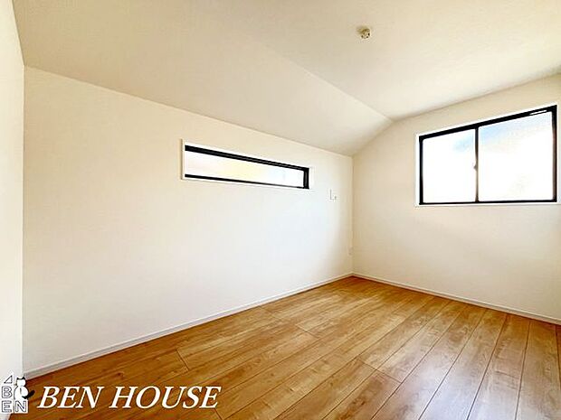 洋室・家族がスペースをもつことでプライベート空間も確保できるので、家族の時間は大切に過ごそうという気持ちになりそうです。