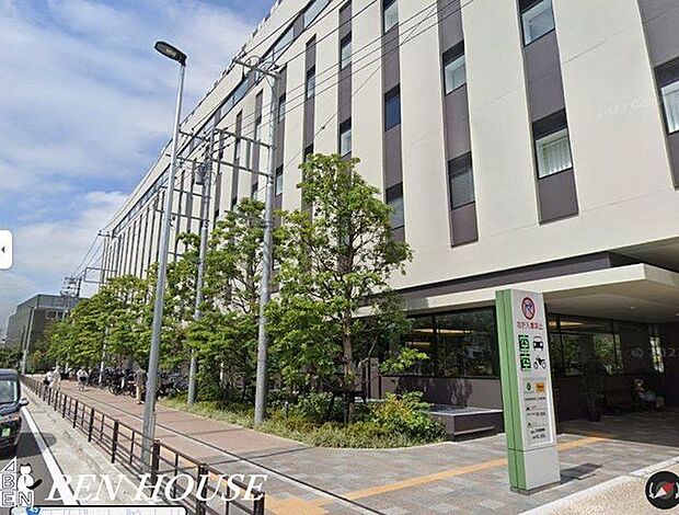 日本医科大学武蔵小杉病院 徒歩13分。万が一際に必要になる病院。近所にあることで安心につながります。 970m
