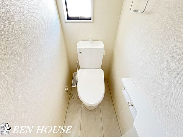 トイレ・いつまでも清潔な空間でいたいトイレは汚れを拭き取りすい空間になっています。洗浄便座でいつでも清潔に利用いただけます。