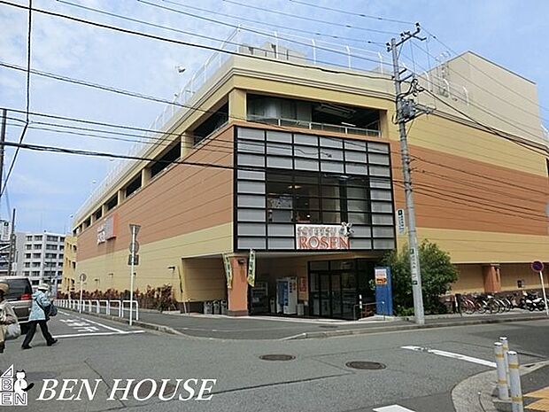 そうてつローゼン十日市場店 徒歩9分。毎日のお買物に便利な近さです! 700m