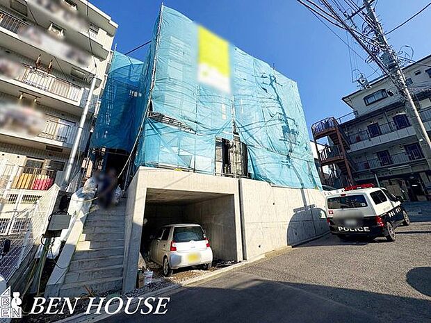 外観・プライベートな時間を守りながら、日々の生活を安心して送れる住環境です。子育て世帯にも配慮された住まいです。