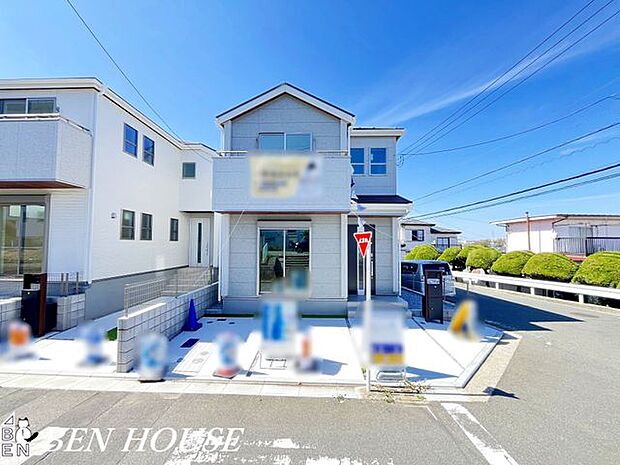 外観・シンプルながらも個性を感じさせる外観デザイン。飾らない美しさが、家族の自然な暮らしに寄り添います。