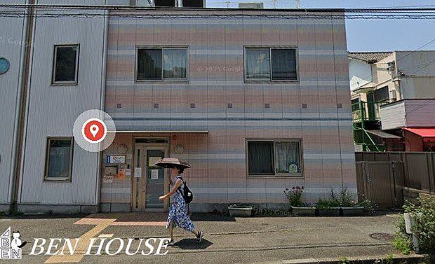 アイン金沢文庫保育園 徒歩13分。近くに保育施設が点在しているので、お仕事帰りのお迎えもスムーズです！ 1010m