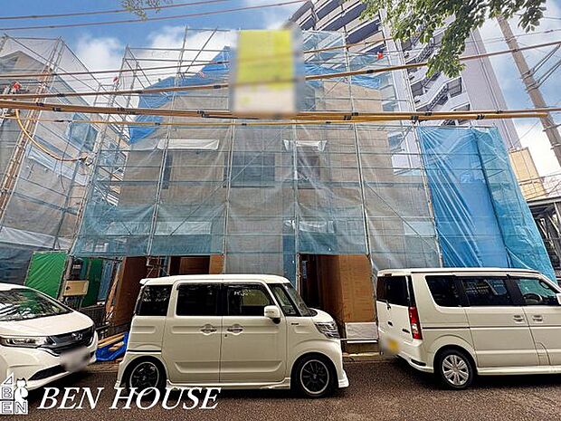 外観・天候や時間帯を問わず、暮らしのリズムを崩しにくい工夫が詰まった住まいです。日々の生活を快適に支えてくれます。