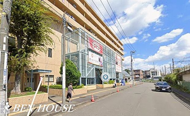 クリエイトエス・ディー旭鶴ヶ峰店 徒歩5分。いざという時に必要品が買えるドラックストアは近隣にあると安心です。 350m