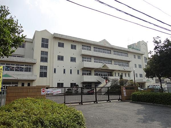 久喜市立東鷲宮小学校まで2100m、東鷲宮小学校　徒歩27分